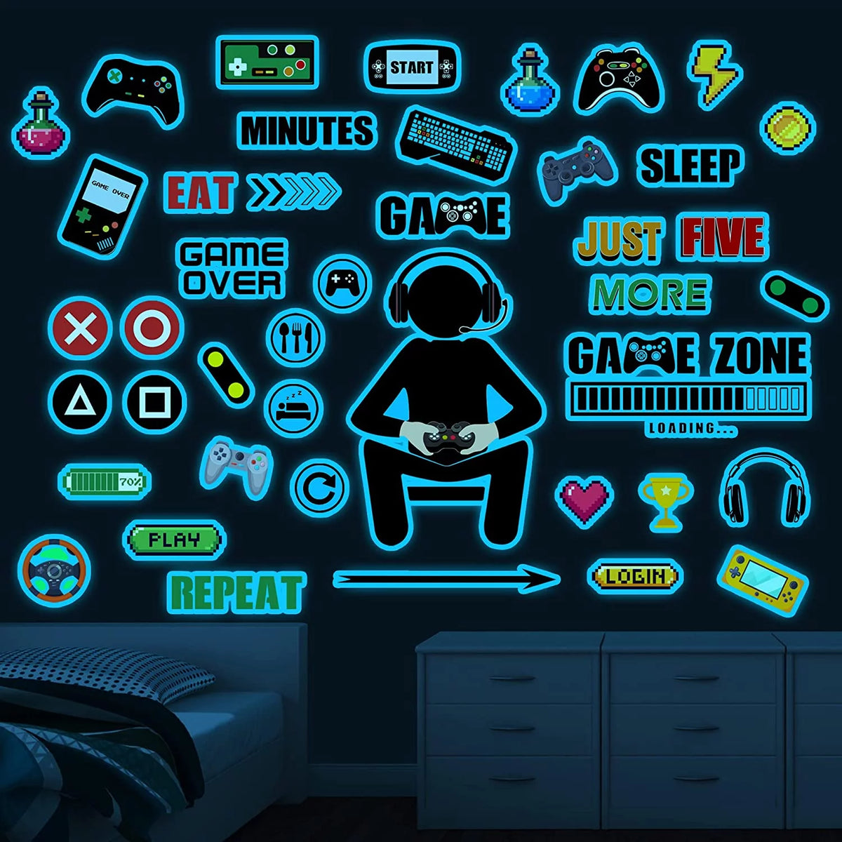 Glow in The Dark Wall Decals O750