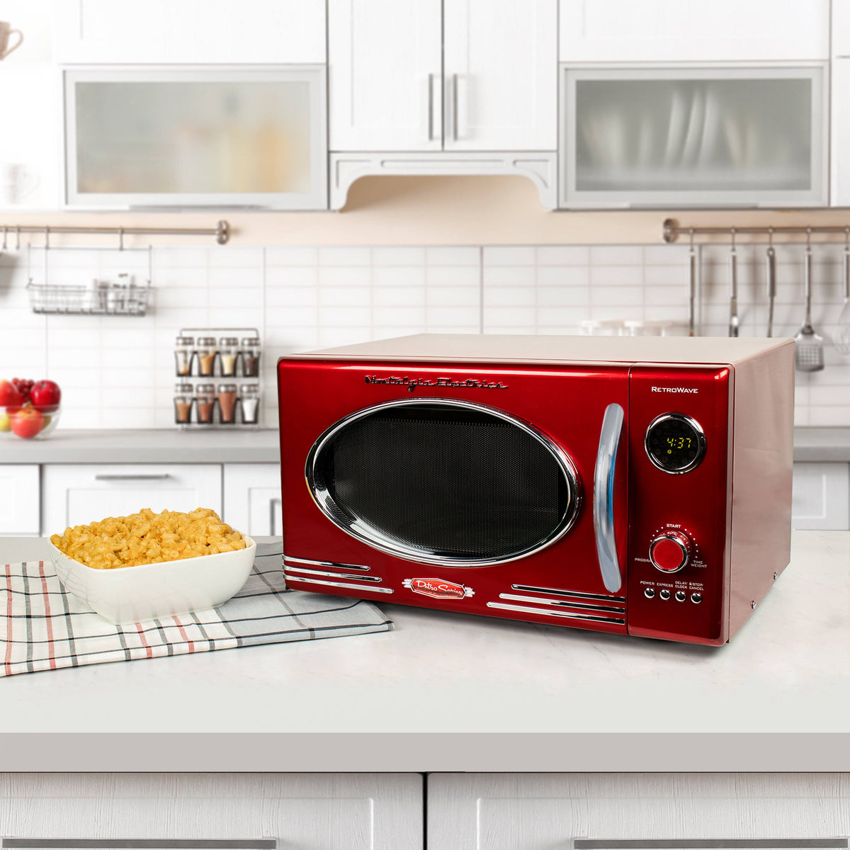 Retro 0.9 Cu ft Countertop Microwave Oven Metallic Red N12466