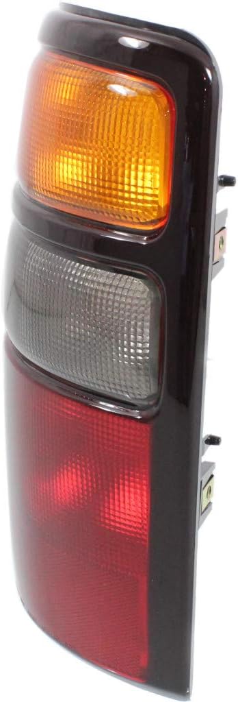 Chevy Tahoe Tail Light 2004 2005 2006 Pair w/Bulbs O995