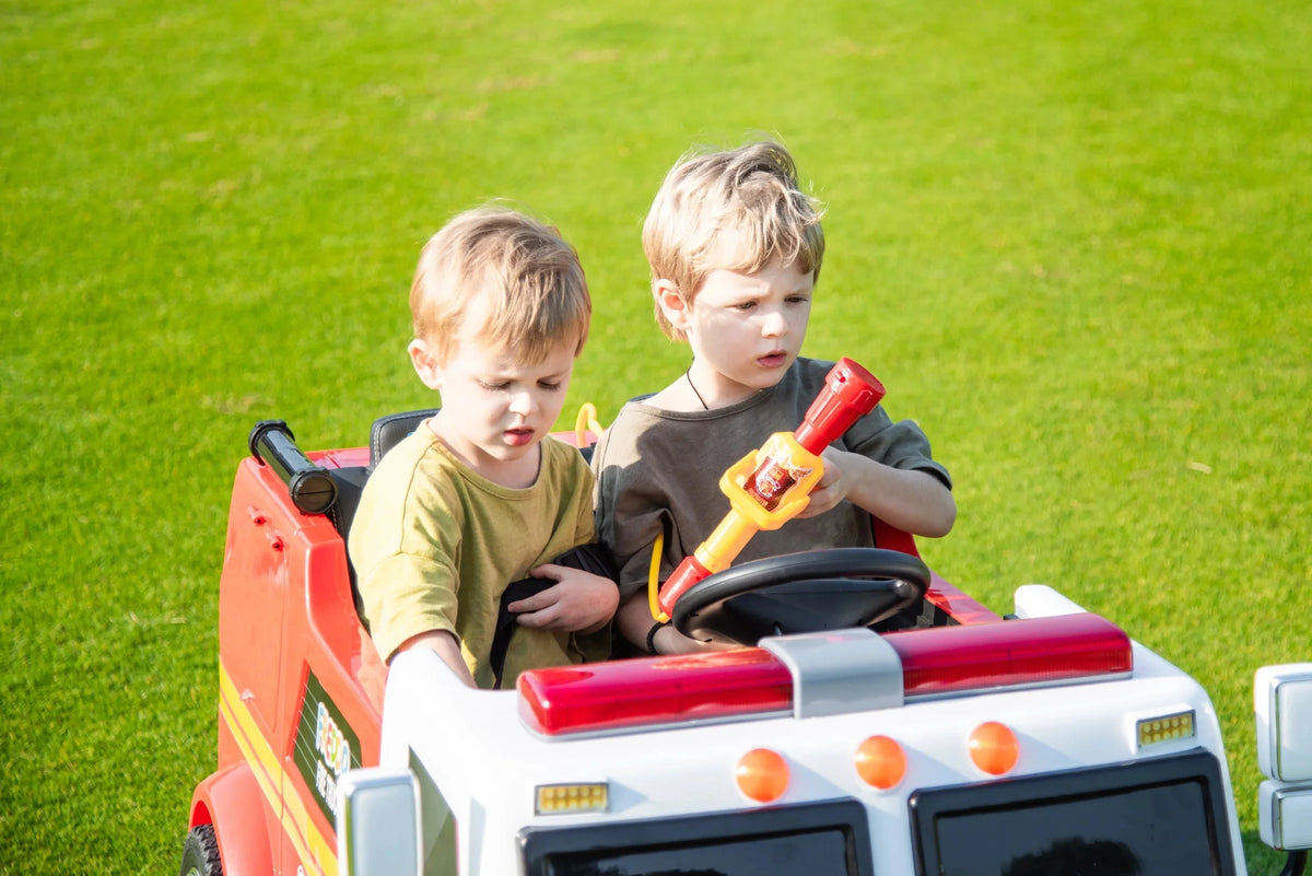 24V 2-Seater Ride-on Fire Truck with Remote Control, LED Lights, Water Gun B852