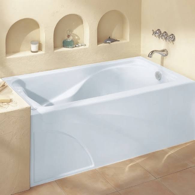 White Soaking Bathtub L358078