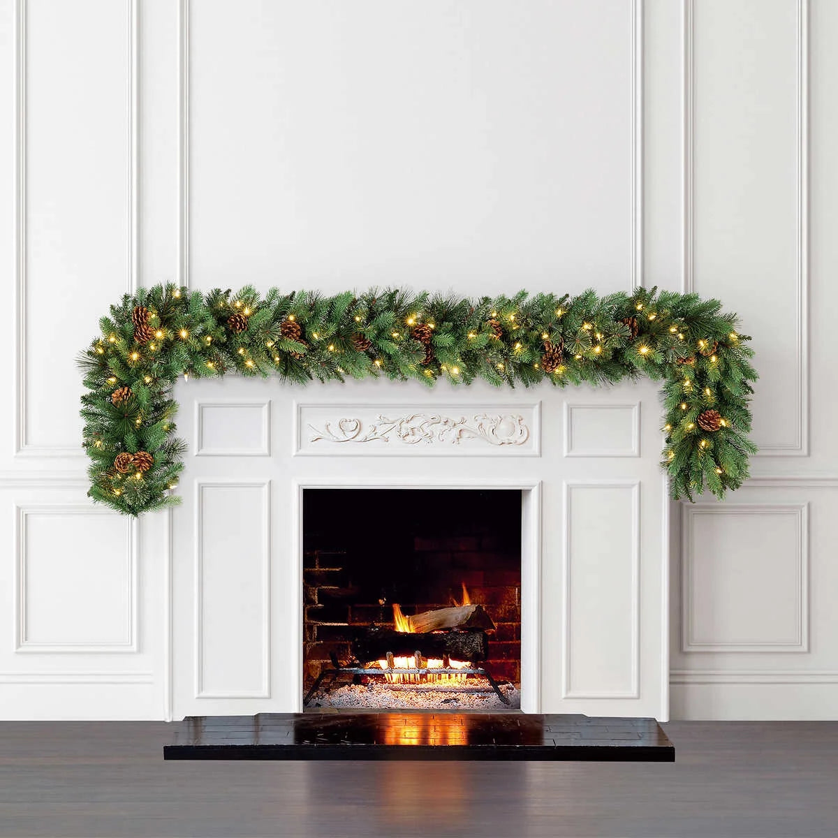 Pre-Lit LED Greenery Garland I467018