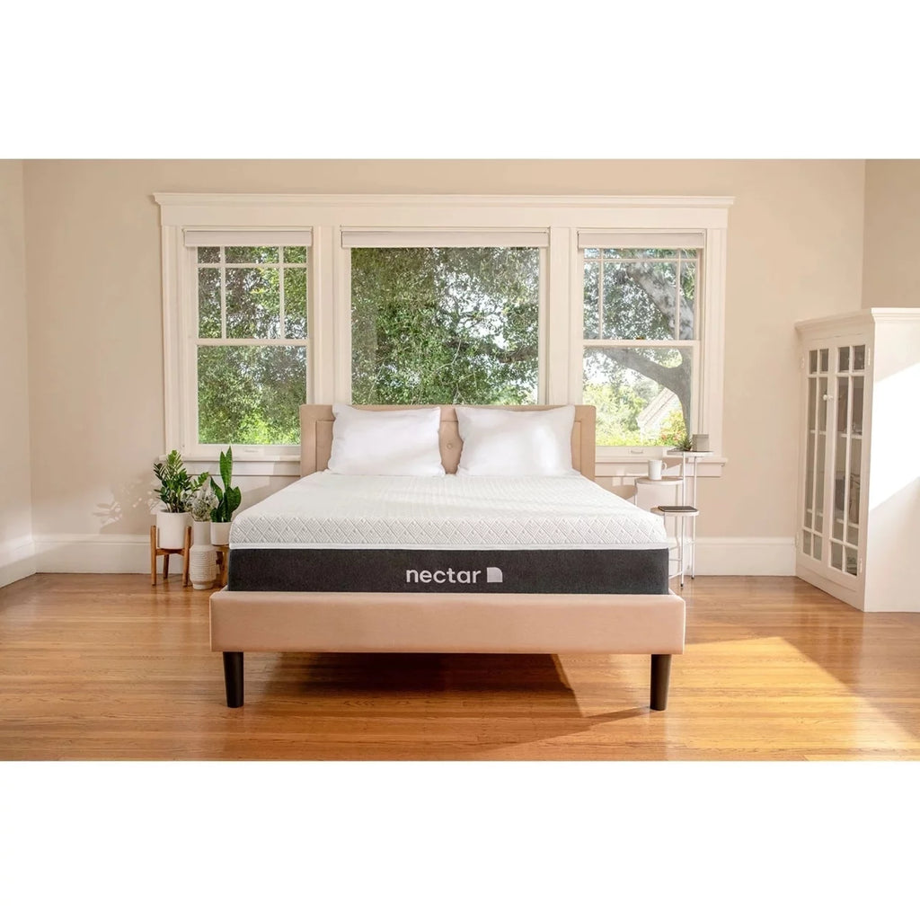 Queen Gel Memory Foam Mattress M46721