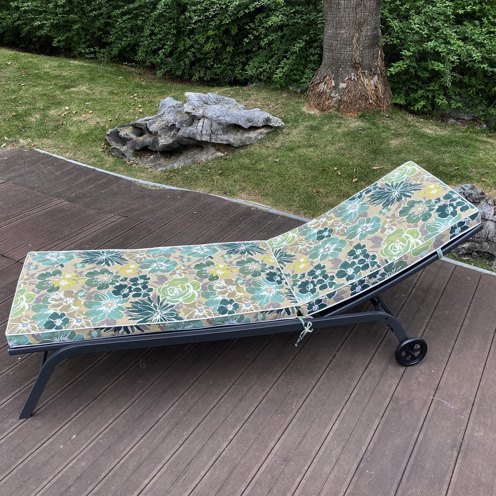 Blue flower Outdoor Lounge Chair Cushion Set of 2 E71654