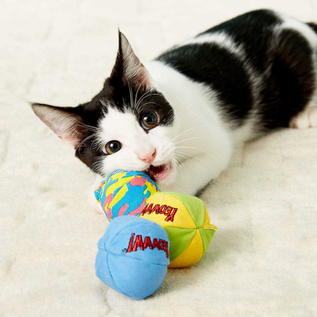 Cat Balls I532