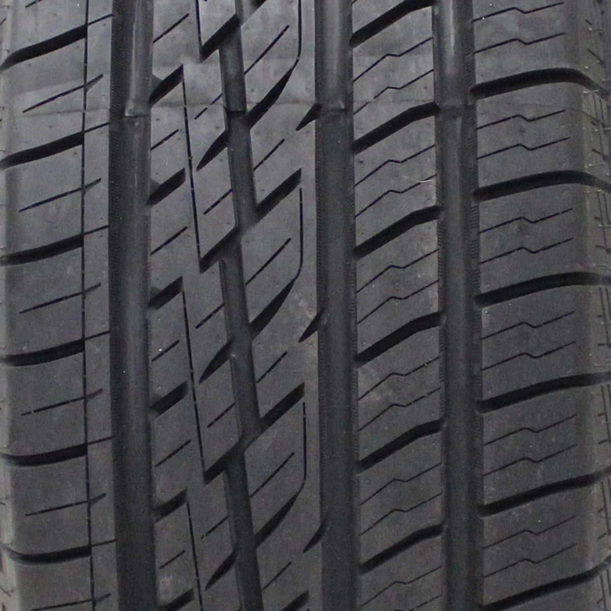 All Season P255/65R18 Light Truck Tire B815715