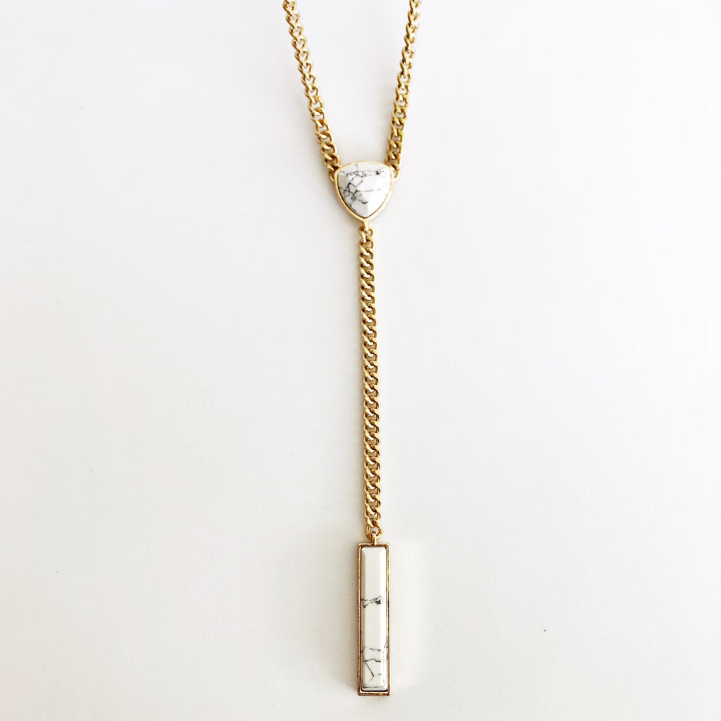 White Howlite Chain Link Statement Necklace Gold Y827