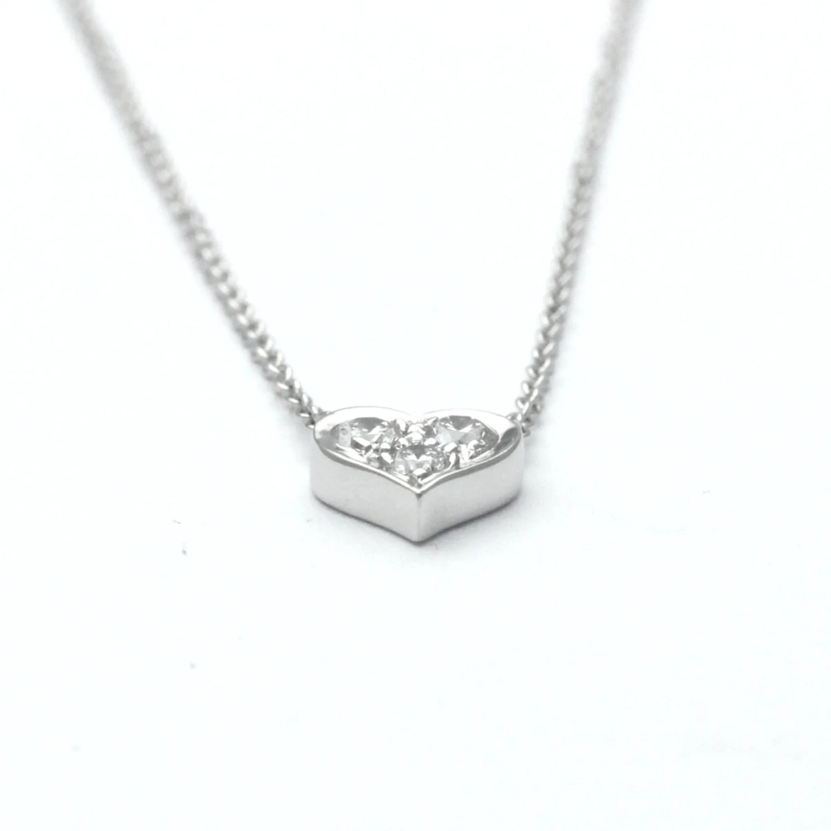 Platinum Diamond Heart Necklace R621917
